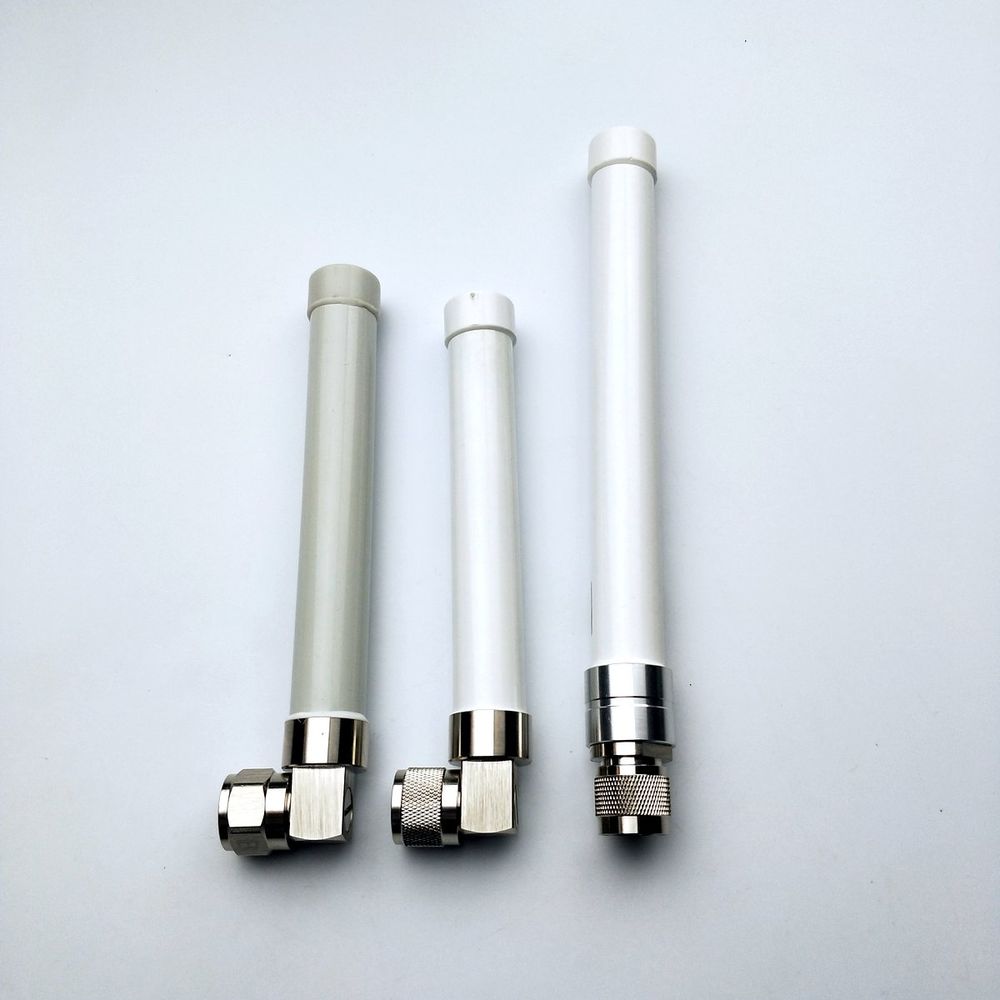 Compact Fiberglass Antenna, Right-Angle N